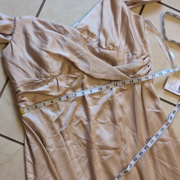 NWT Dessy Collection Off Shoulder Satin Maxi Dress Champagne Cream Color Size 18 - Picture 5 of 15